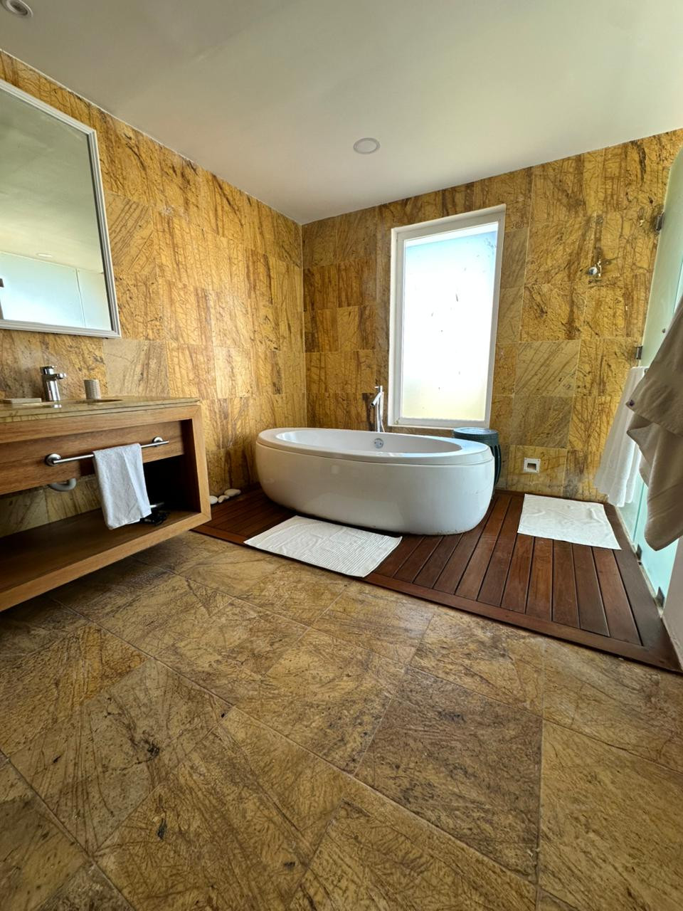 WhatsAppImage2025-12-13at10