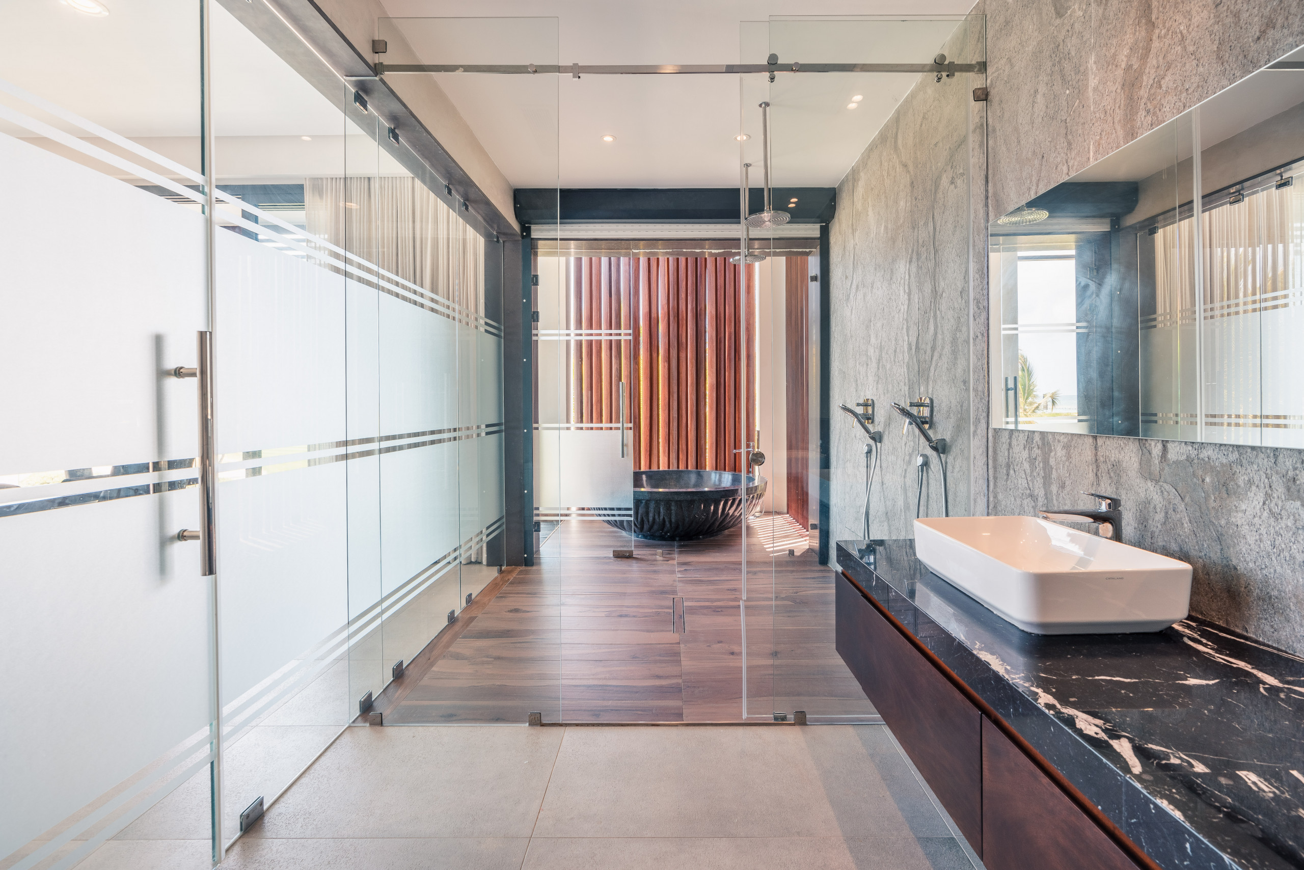 DSC00844DSC00844-HDR