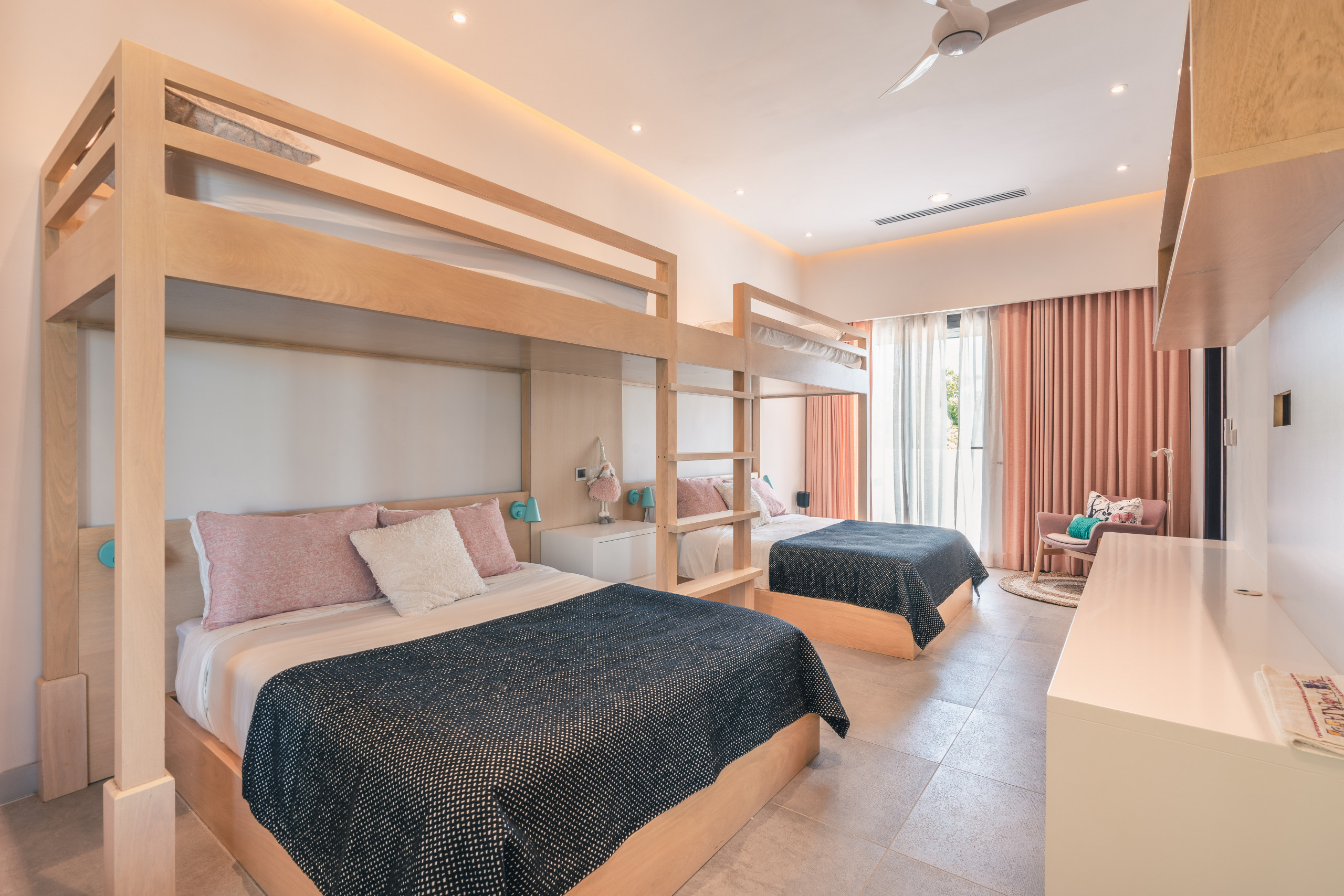 DSC00778DSC00778-HDR