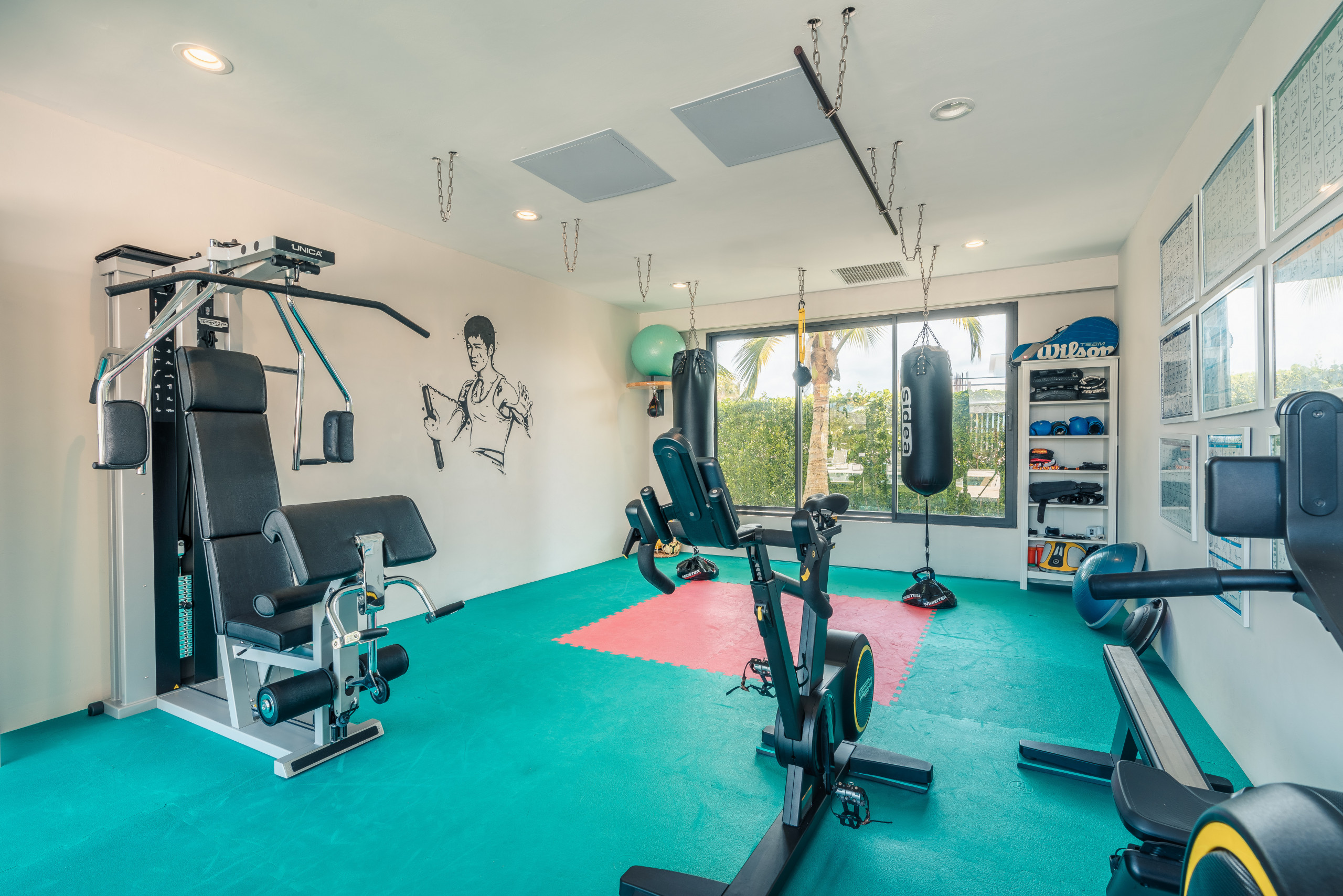 DSC00700DSC00700-HDR