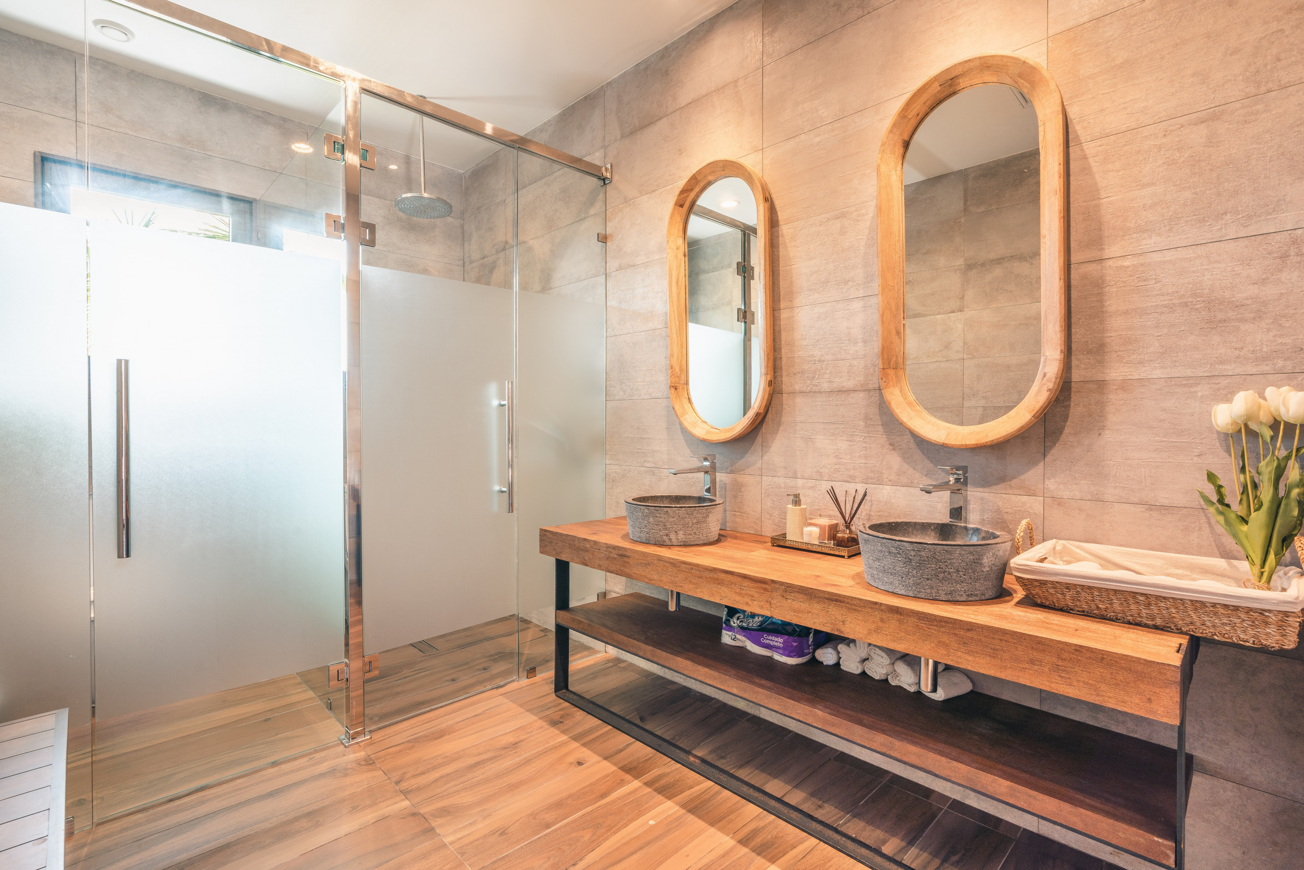 DSC00689DSC00689-HDR