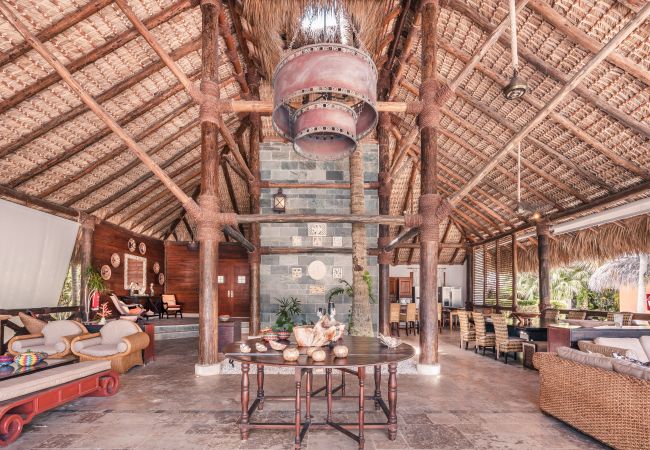 DSC00584DSC00584-HDR