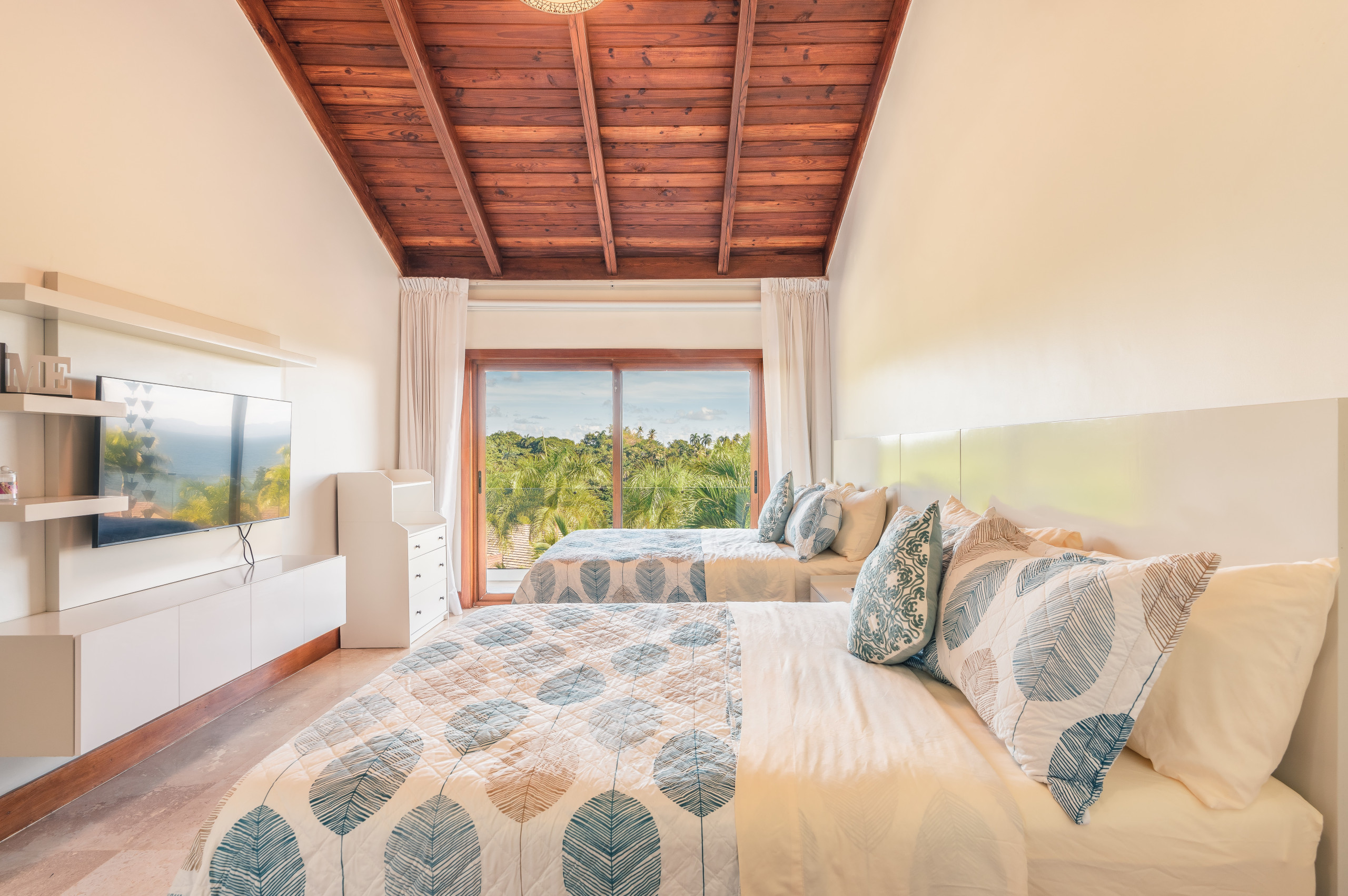 DSC00990DSC00990-HDR