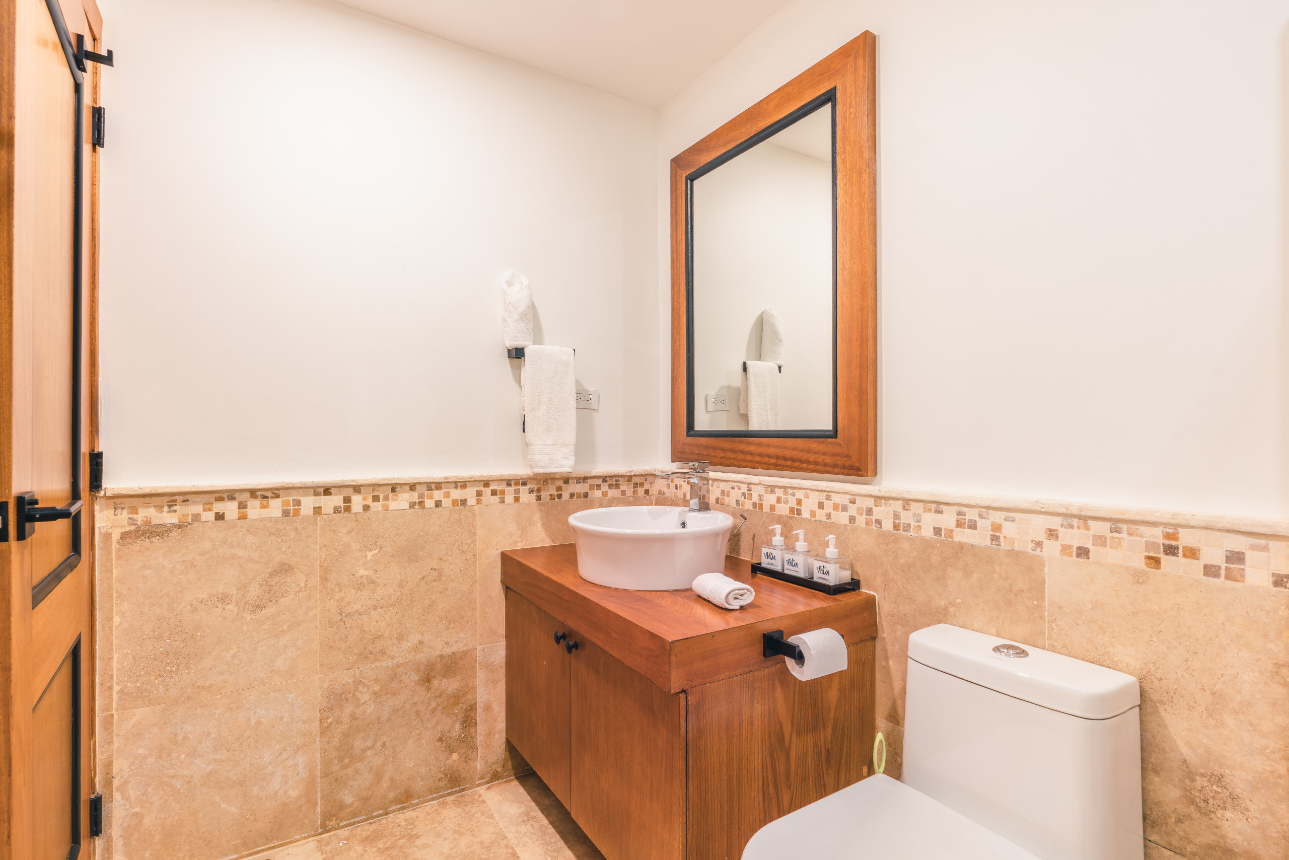 DSC01075DSC01075-HDR