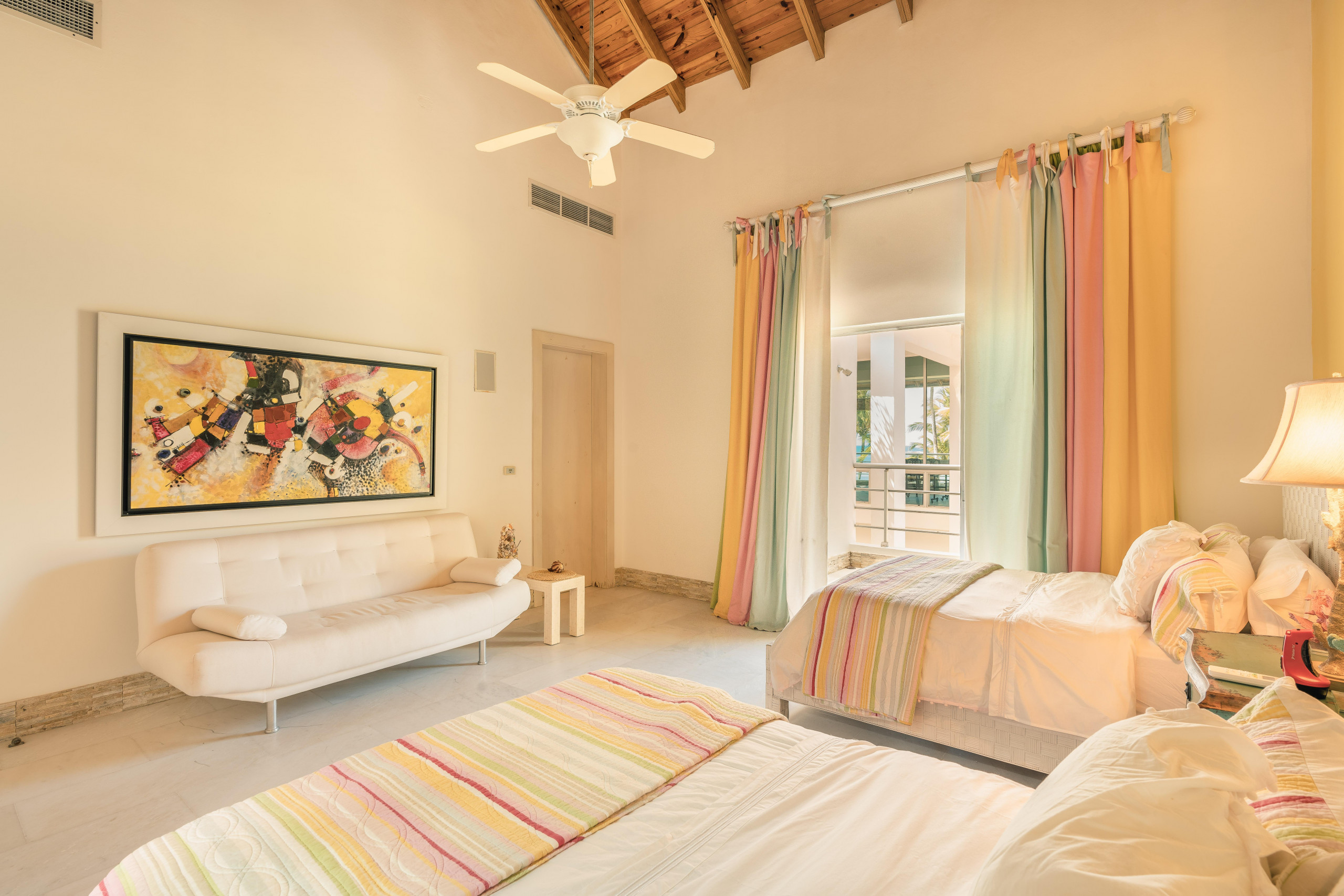 DSC08882DSC08882-HDR_7652x5104