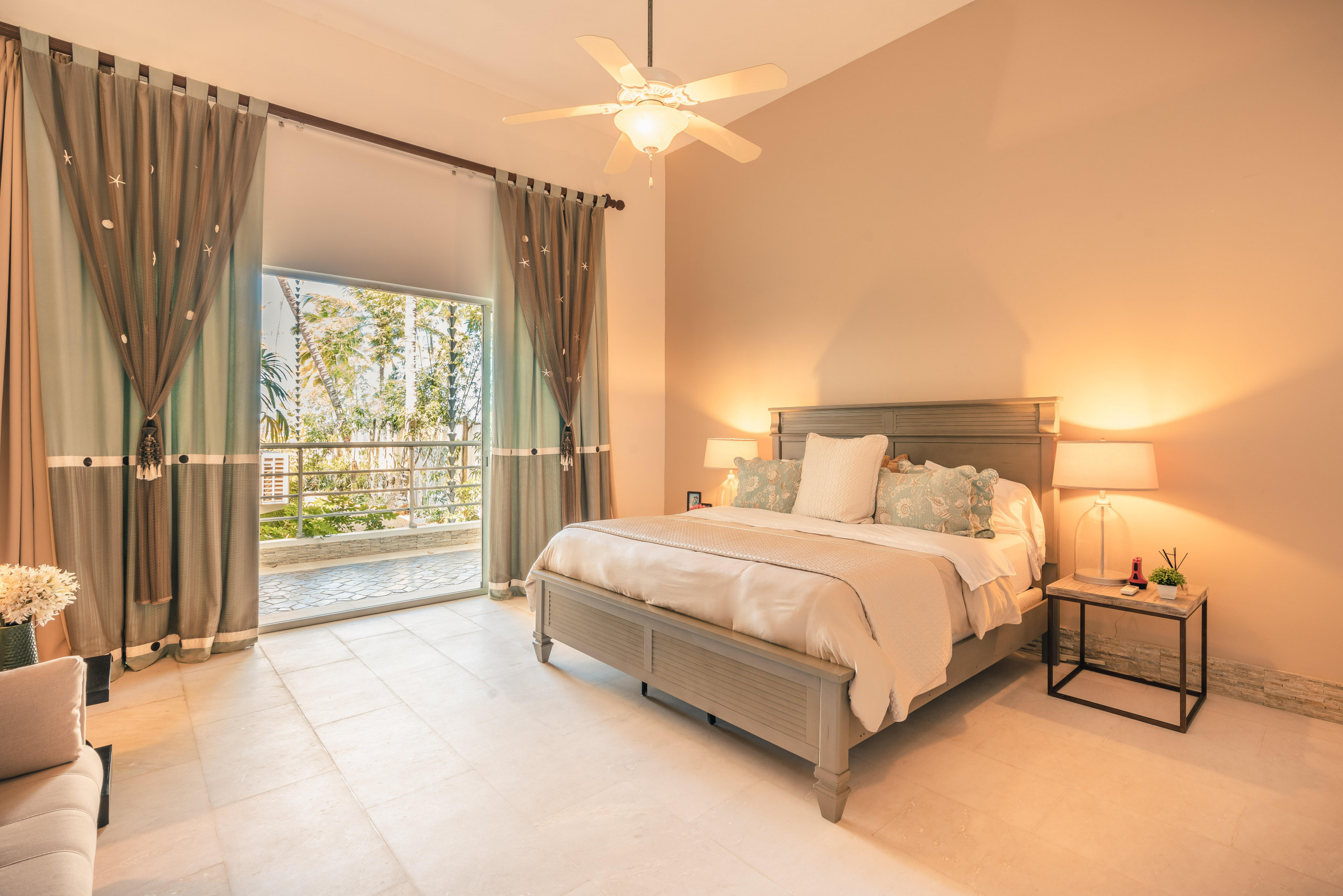 DSC08673DSC08673-HDR_7734x5159