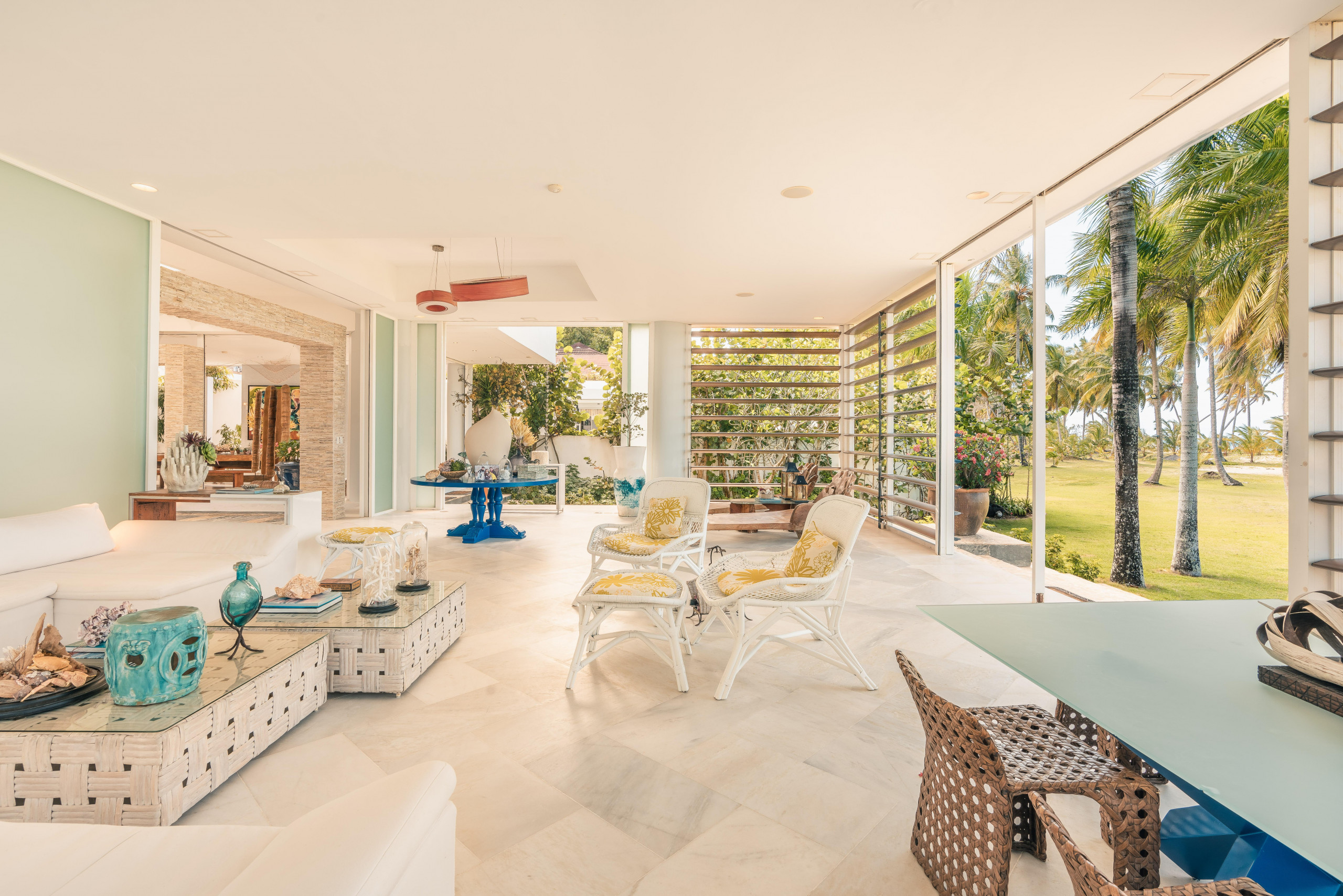 DSC08786DSC08786-HDR_7763x5178