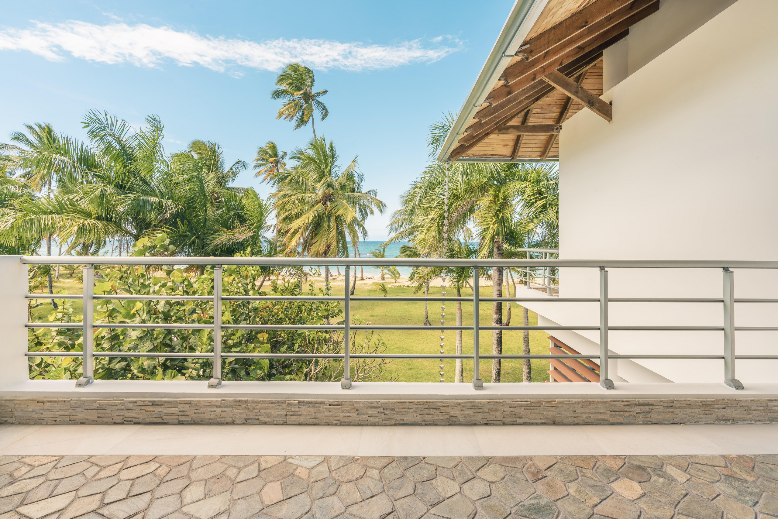 DSC08938DSC08938-HDR_7730x5156