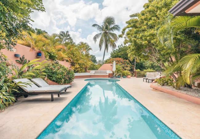 DSC06860DSC06860-HDR_7877x5254Copy