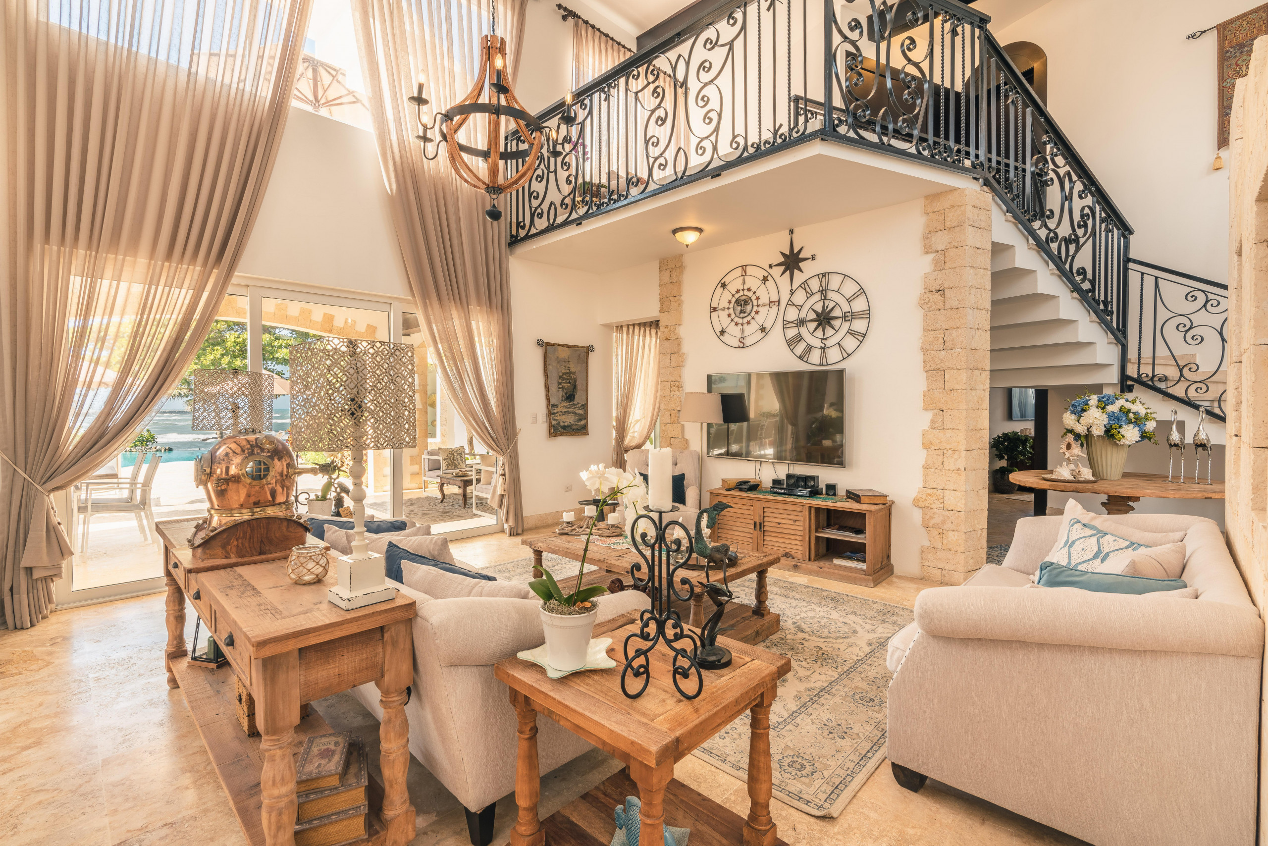 DSC00013DSC00013-HDR_7925x5286