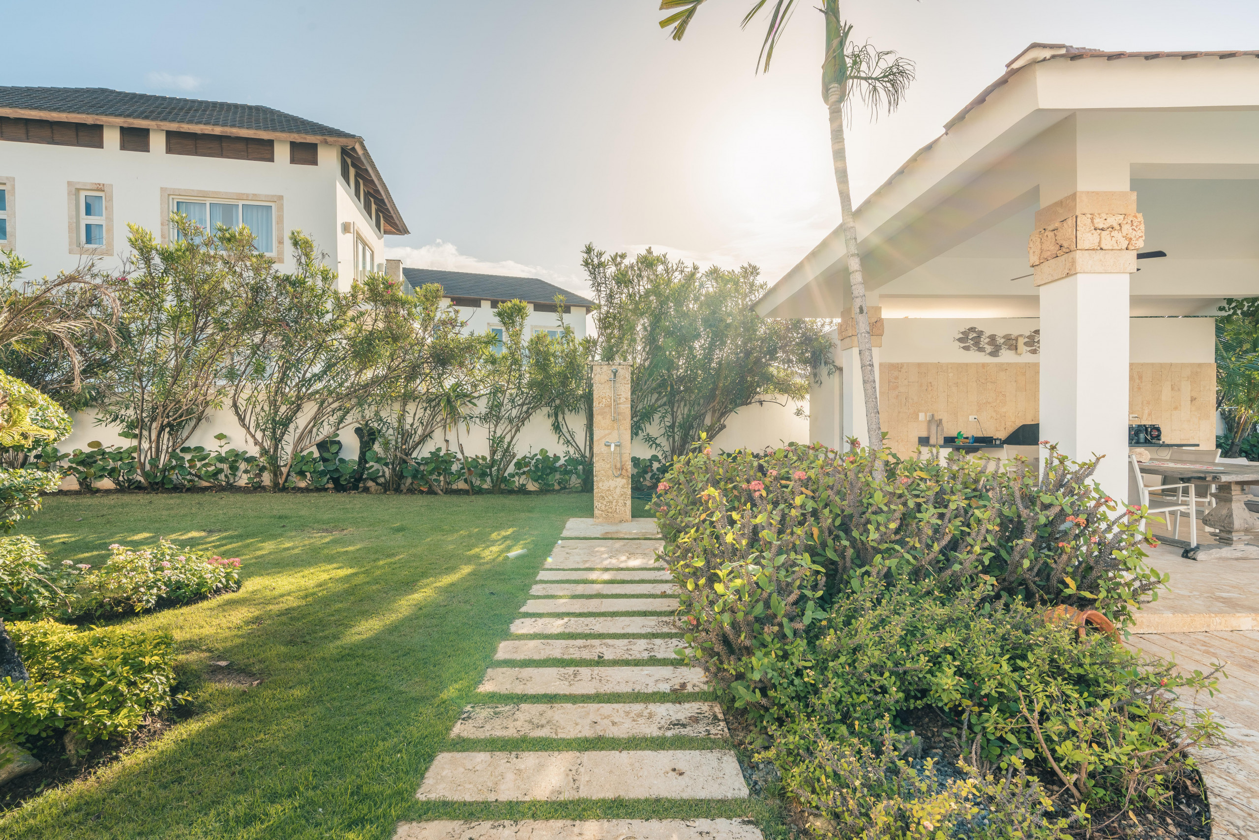 DSC00219DSC00219-HDR_7871x5250