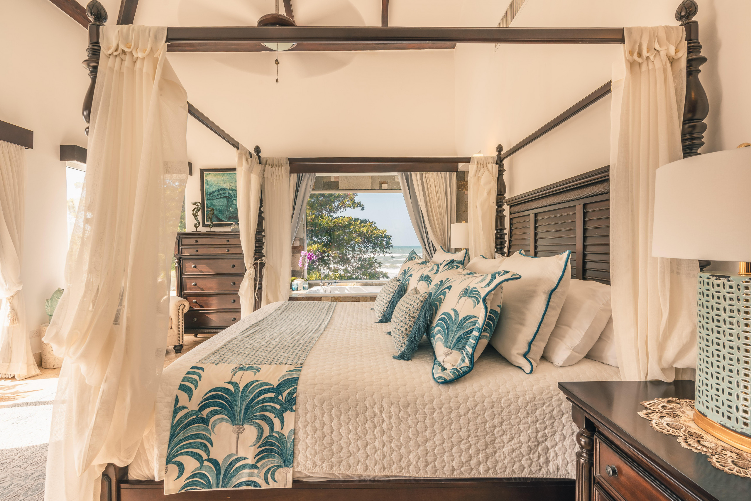 DSC09976DSC09976-HDR_7339x4895