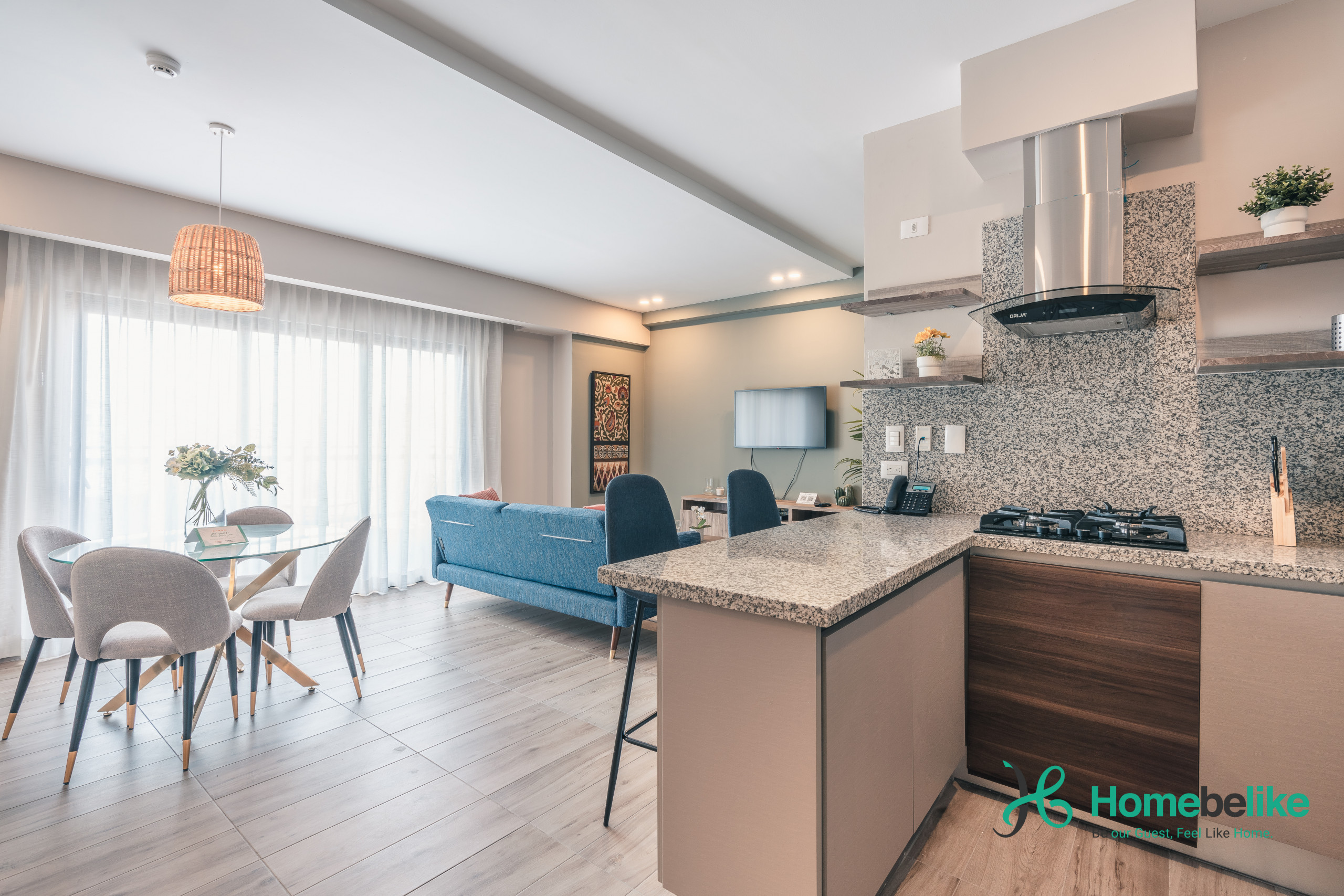 DSC03323DSC03323-HDR