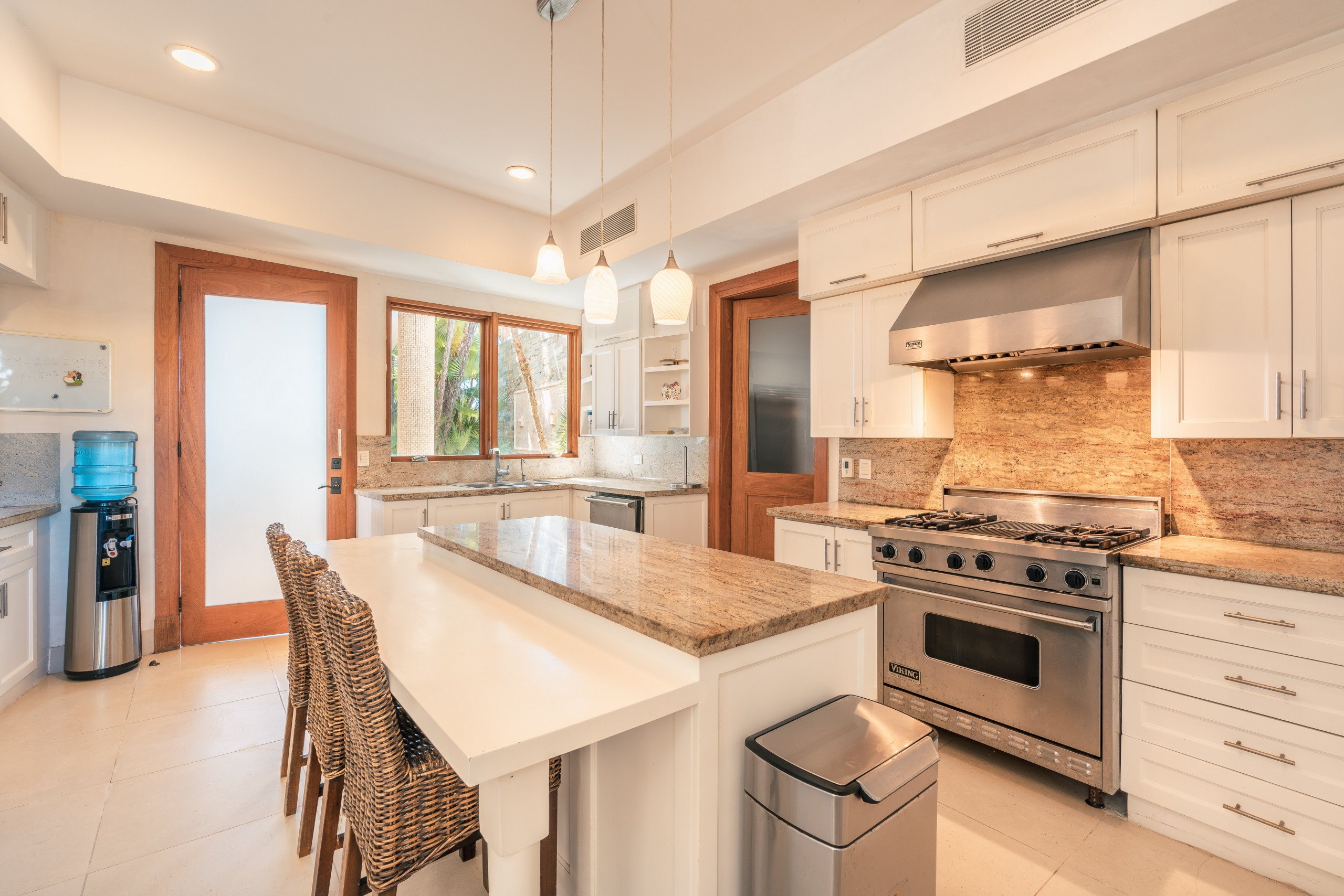 DSC09398DSC09398-HDR