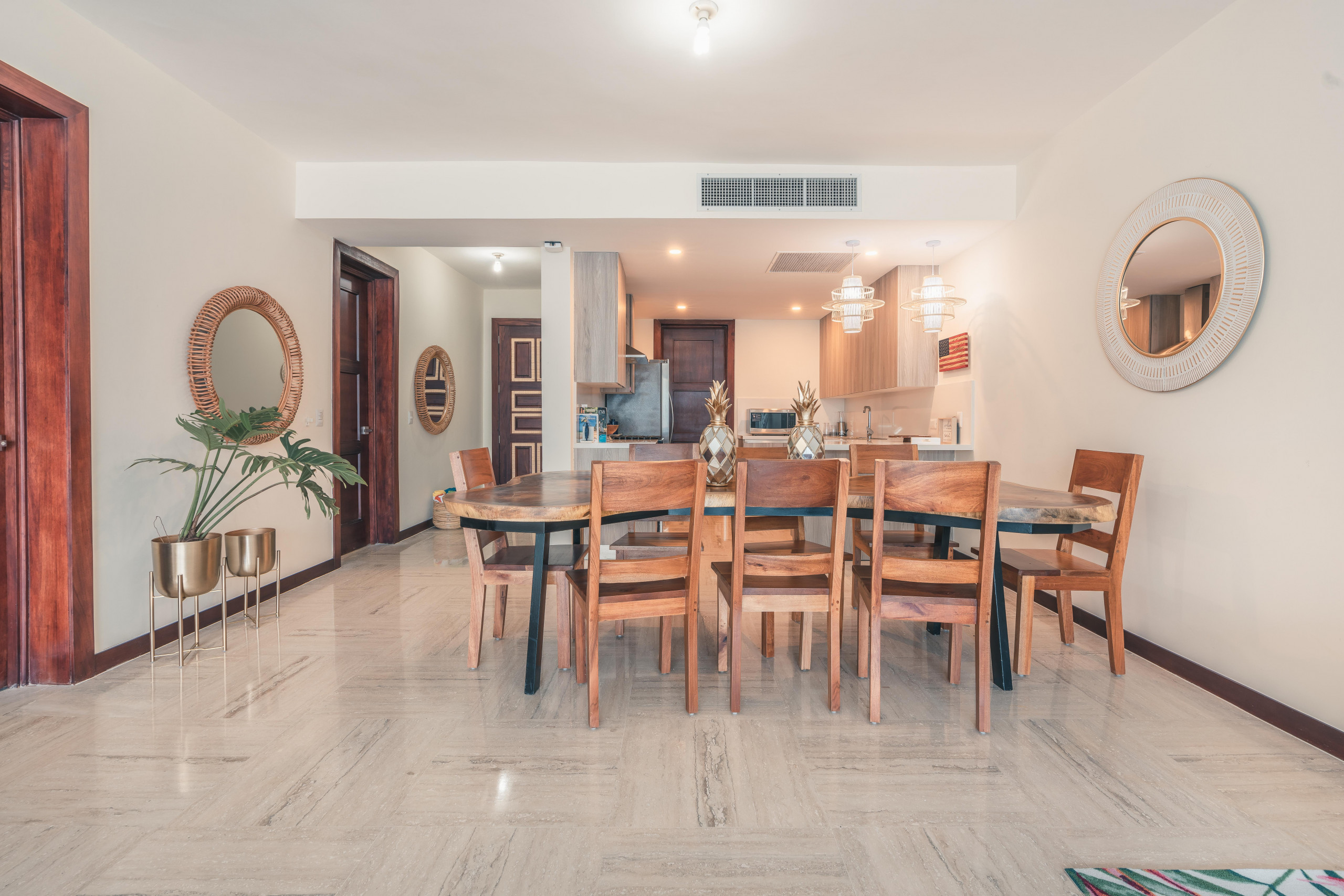 DSC08670DSC08670-HDR_7893x5265