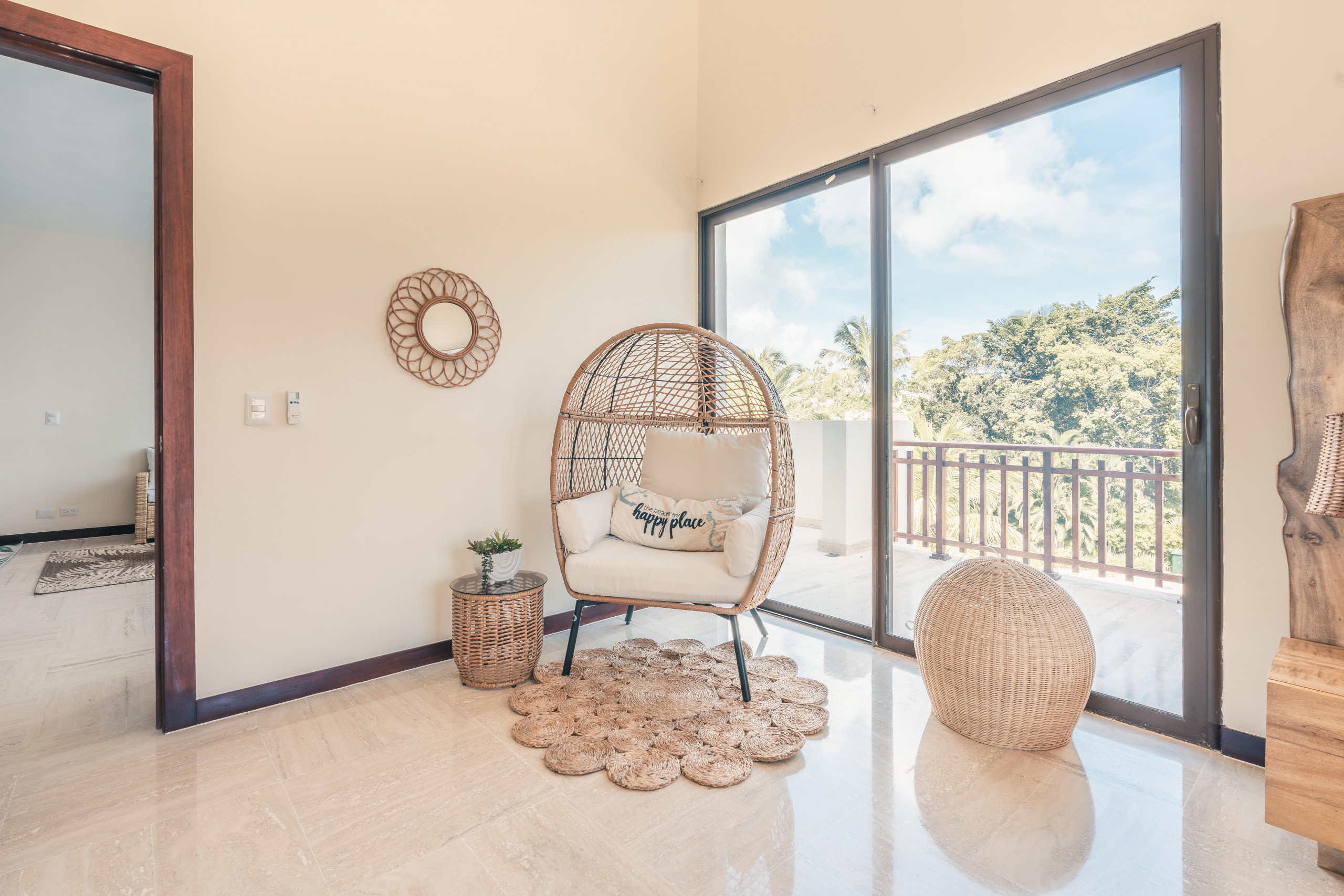 DSC08688DSC08688-HDR_7729x5155