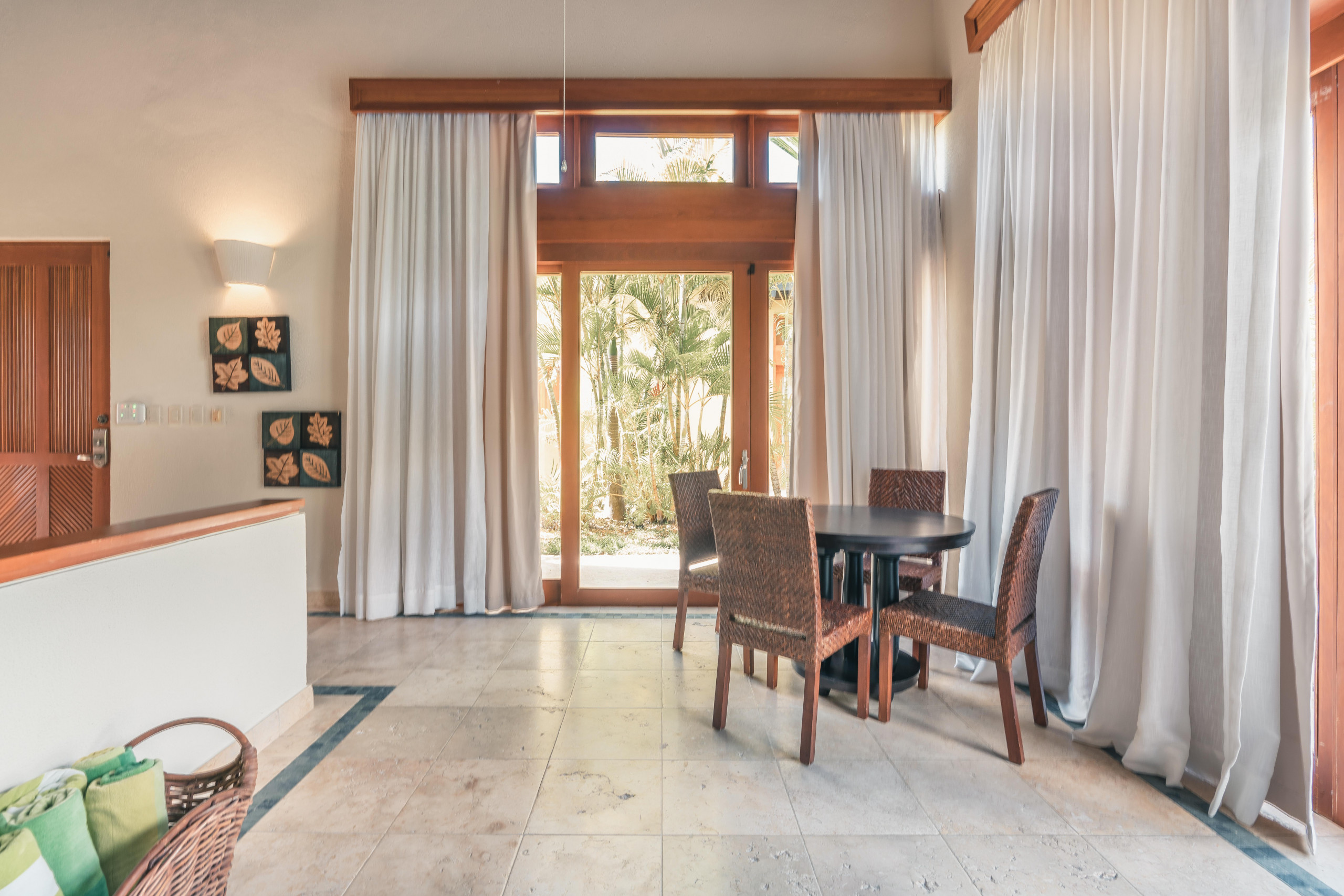 DSC07178DSC07178-HDR_7847x5234