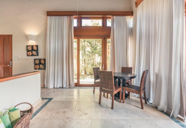 DSC07178DSC07178-HDR_7847x5234