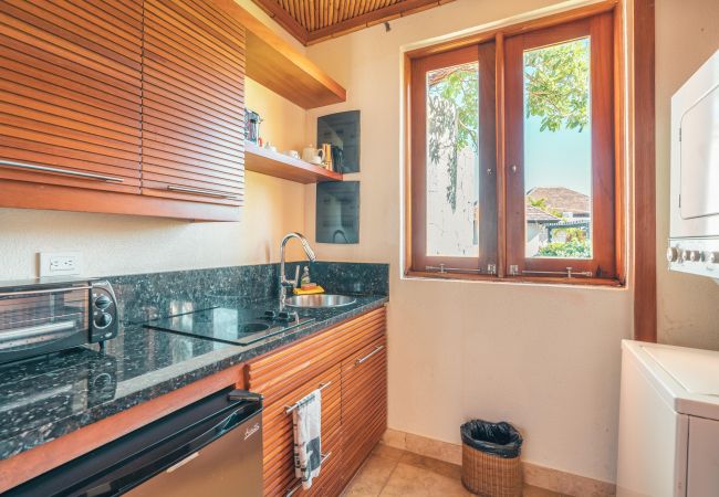 DSC08327DSC08327-HDR_7787x5194