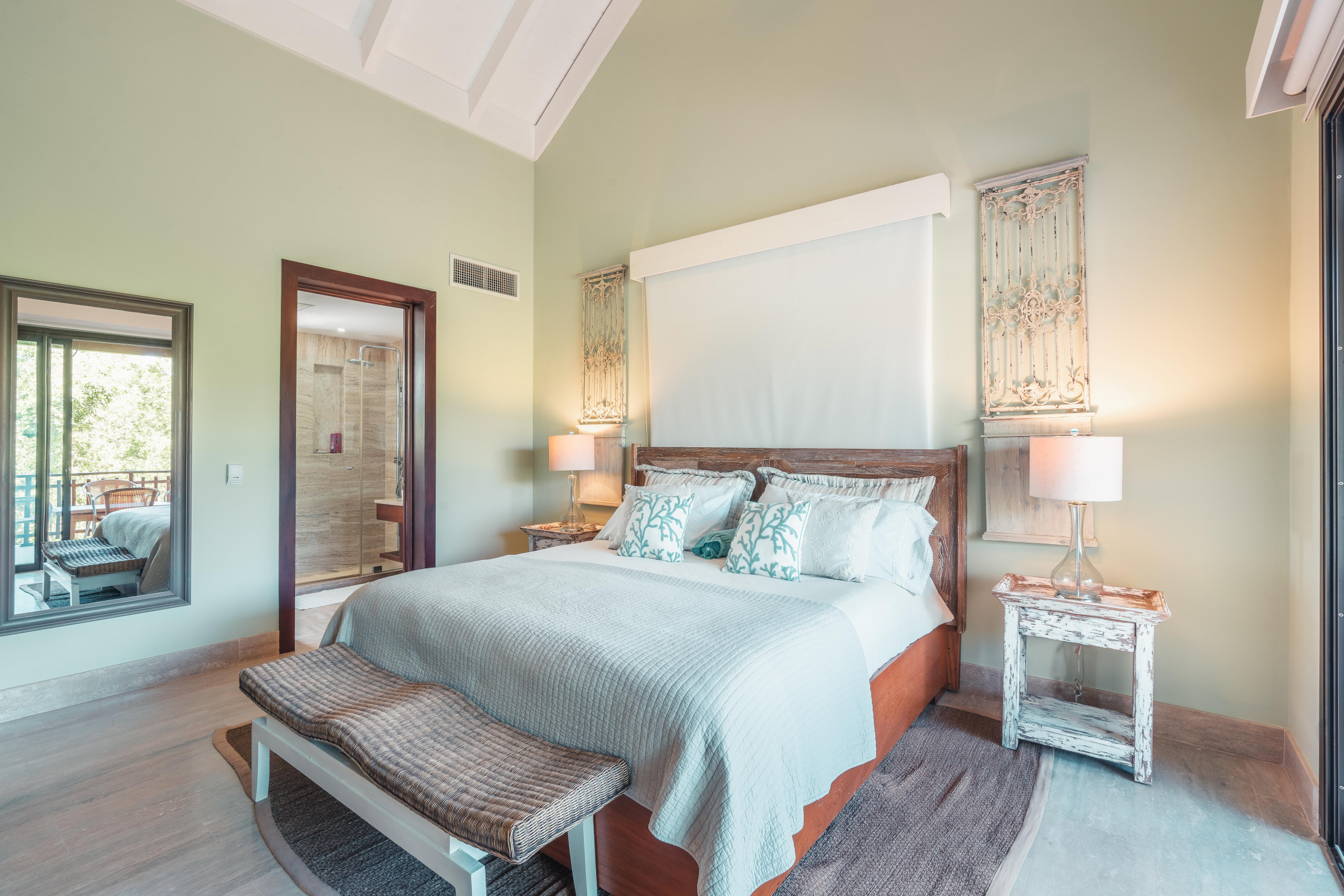 DSC06795DSC06795-HDR_7780x5189