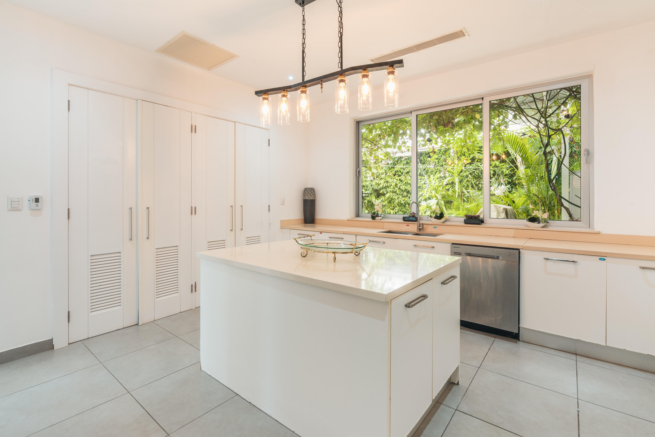 DSC00205DSC00205-HDRCopy