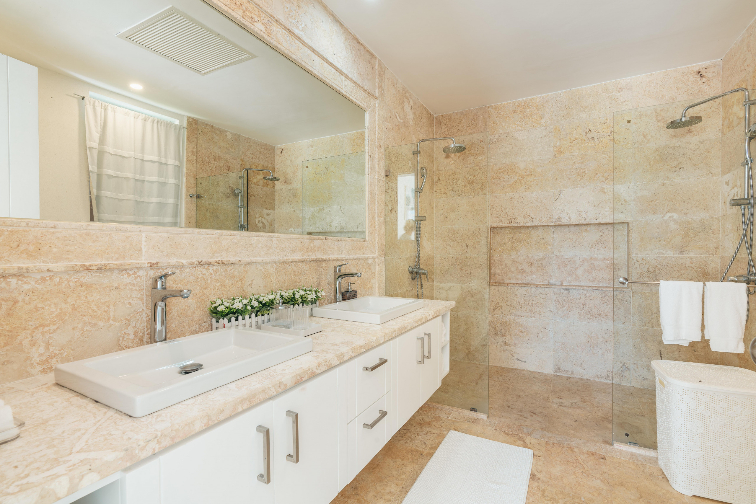 DSC00136DSC00136-HDRCopy