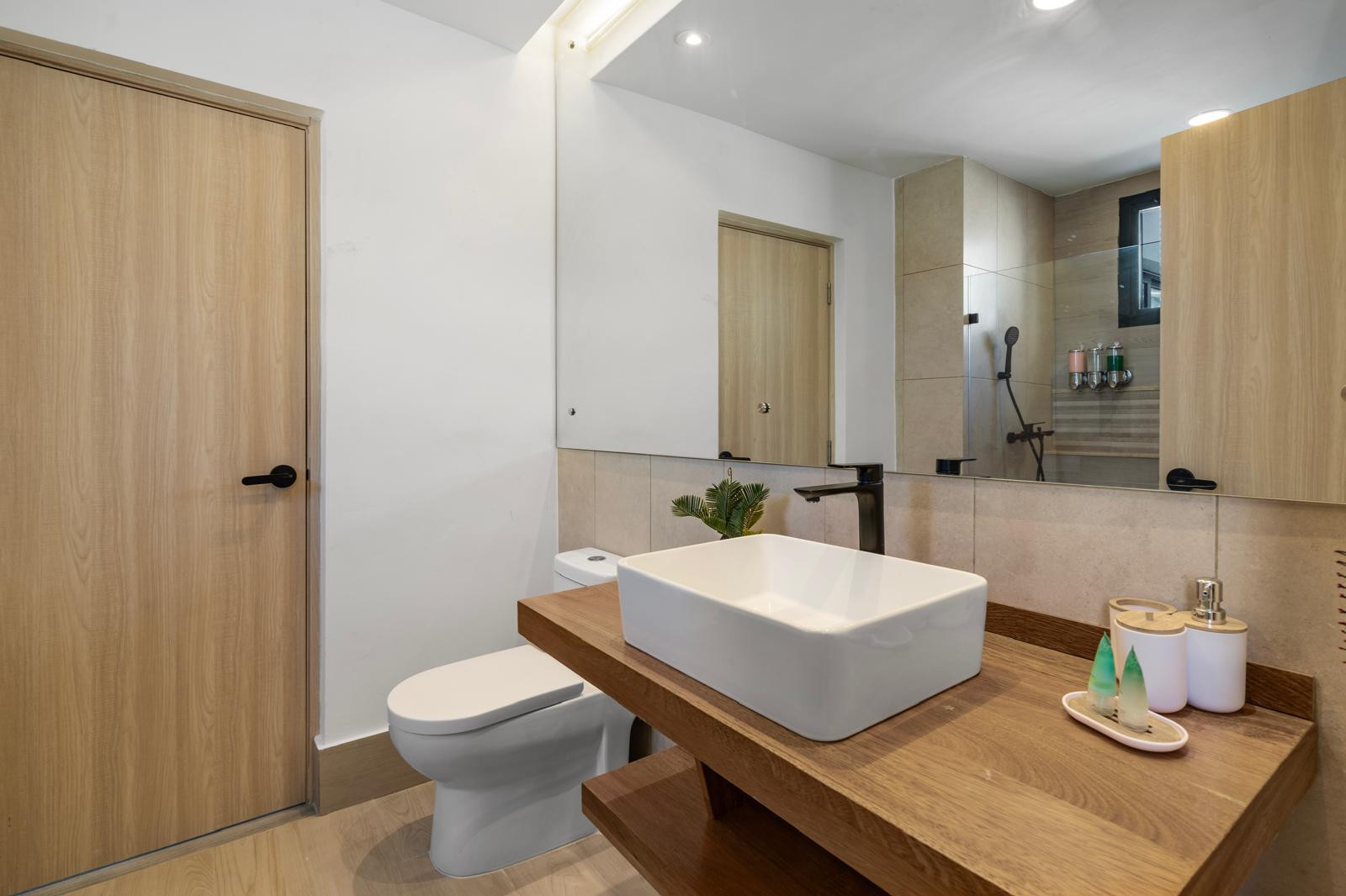 WhatsAppImage2025-05-17at1