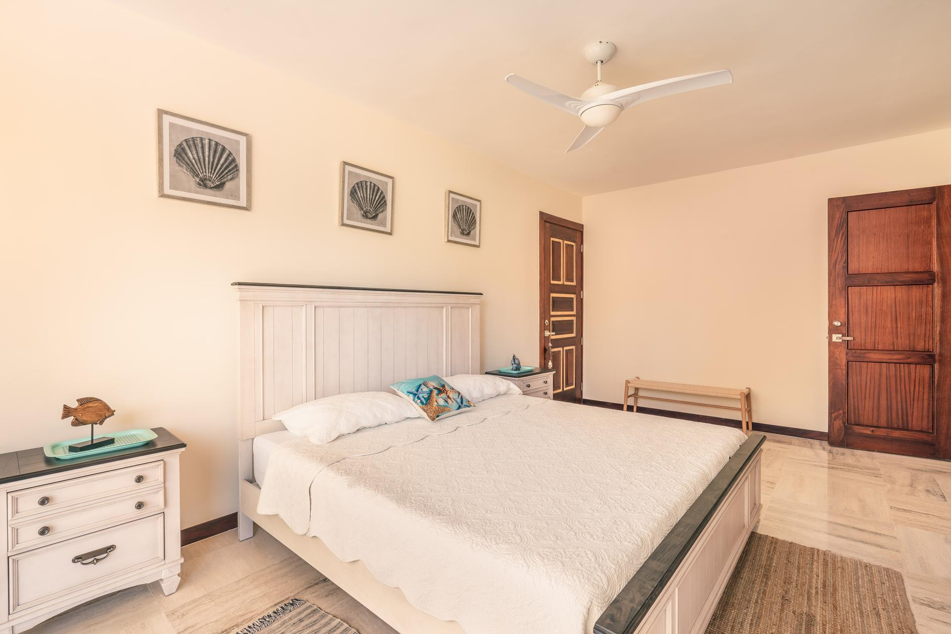 DSC08617DSC08617-HDRCopy