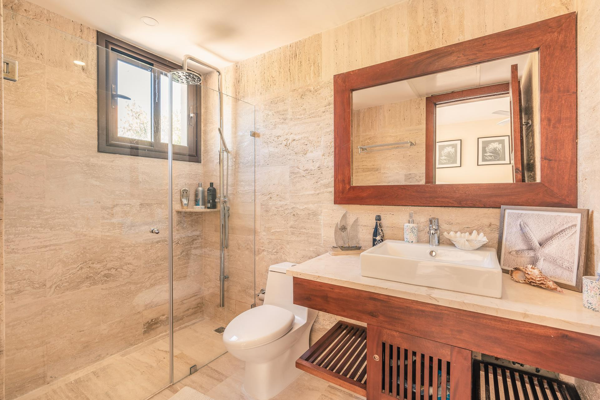 DSC08635DSC08635-HDRCopy