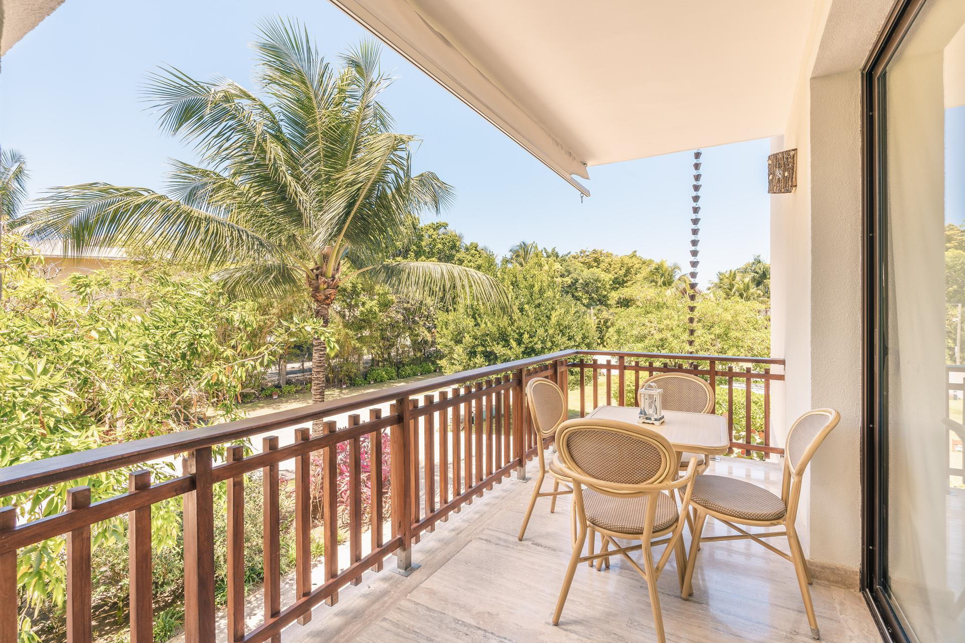 DSC08655DSC08655-HDRCopy