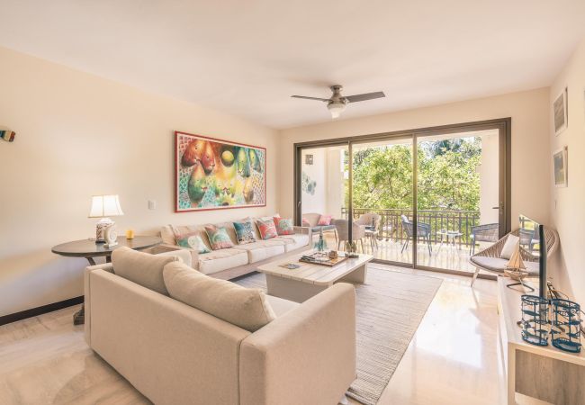 DSC08569DSC08569-HDRCopy