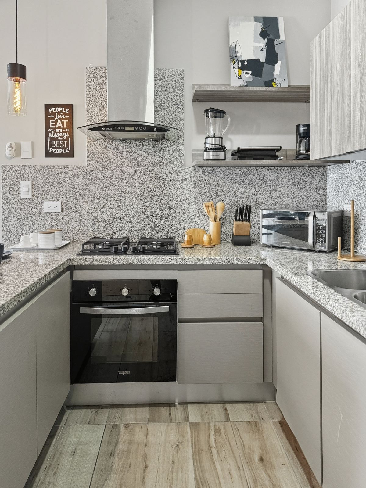 WhatsAppImage2025-10-03at3