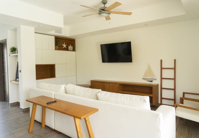 17557904620f441fa5cf2823aeb382eed787623433