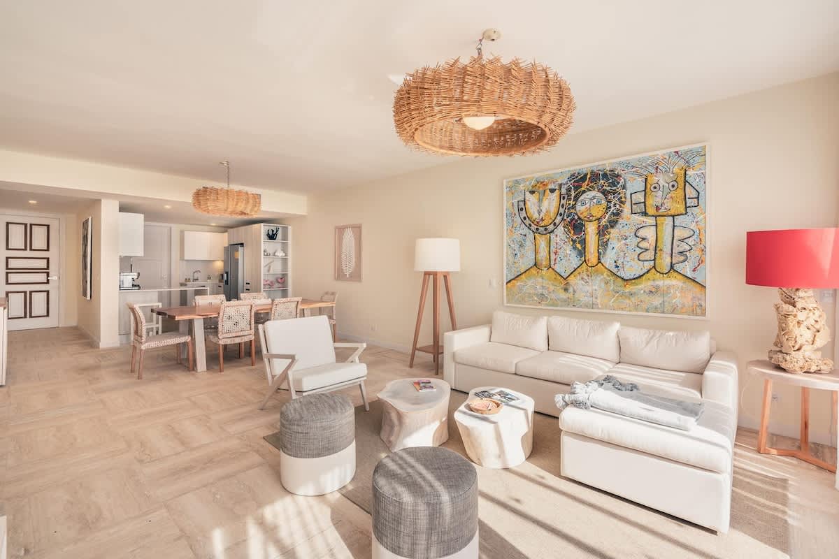 6944442efcb6fe3e7c3fbcd8