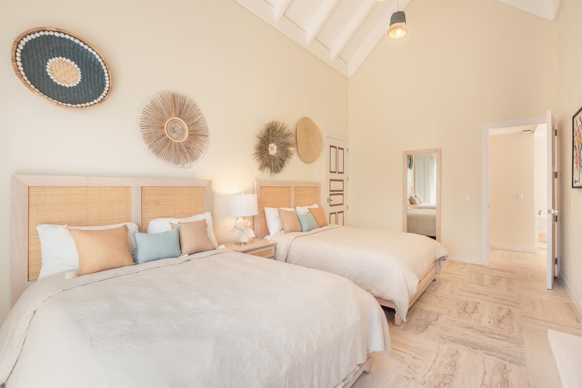 69444433fcb6fe3e7c3fbd34