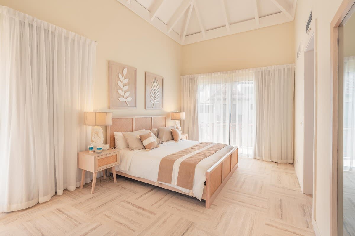 6944442efcb6fe3e7c3fbcd6