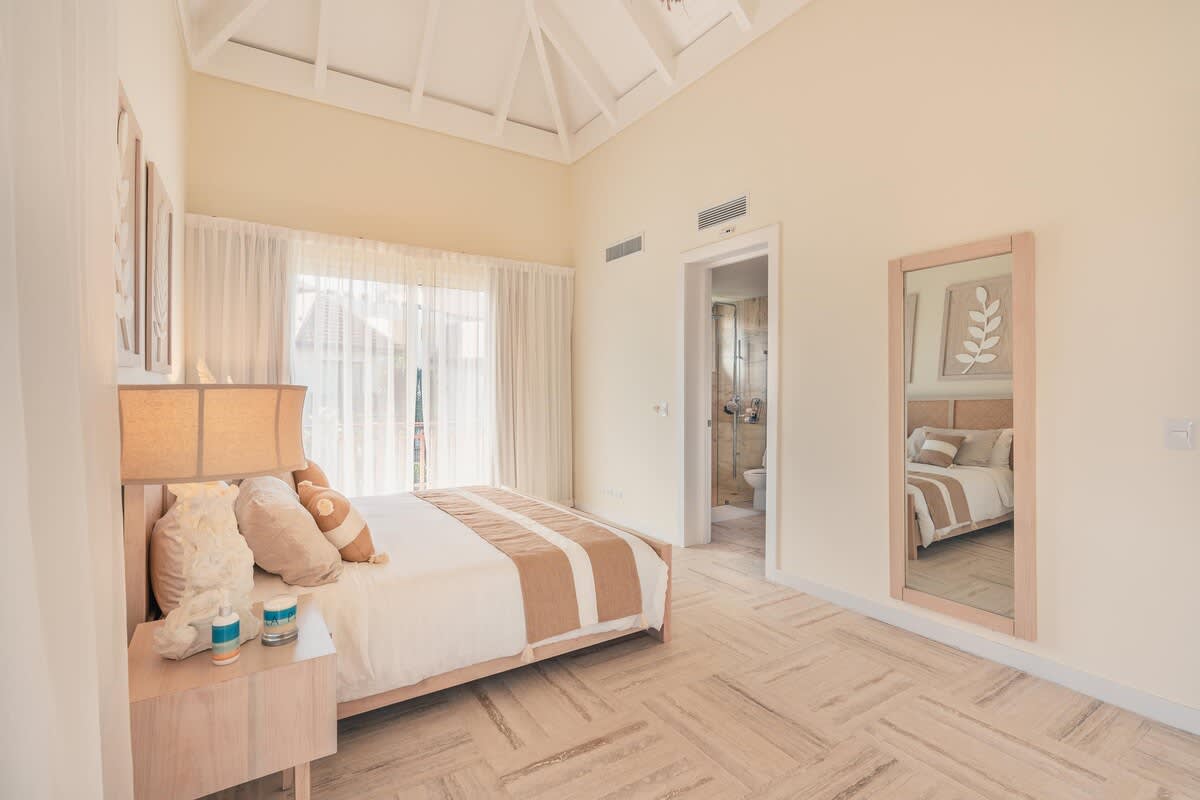 6944442ffcb6fe3e7c3fbcf9