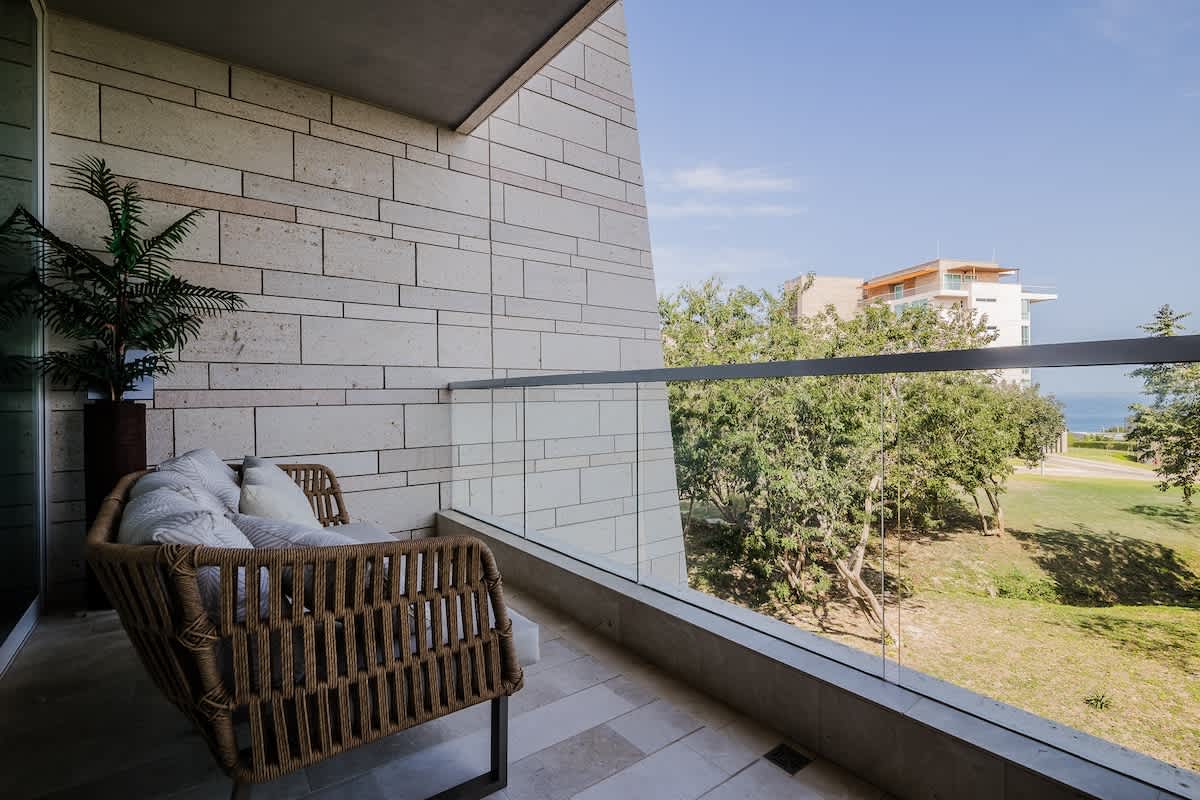 699f6151a897792dd6feb97a