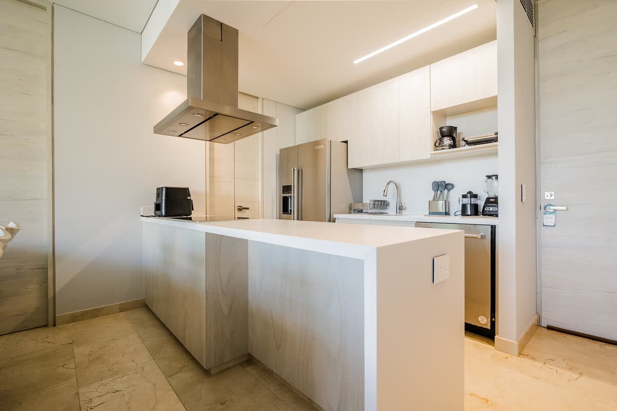 699f6151a897792dd6feb975