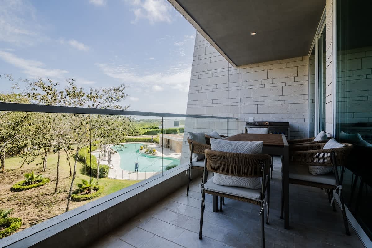 699f6152a897792dd6feb980