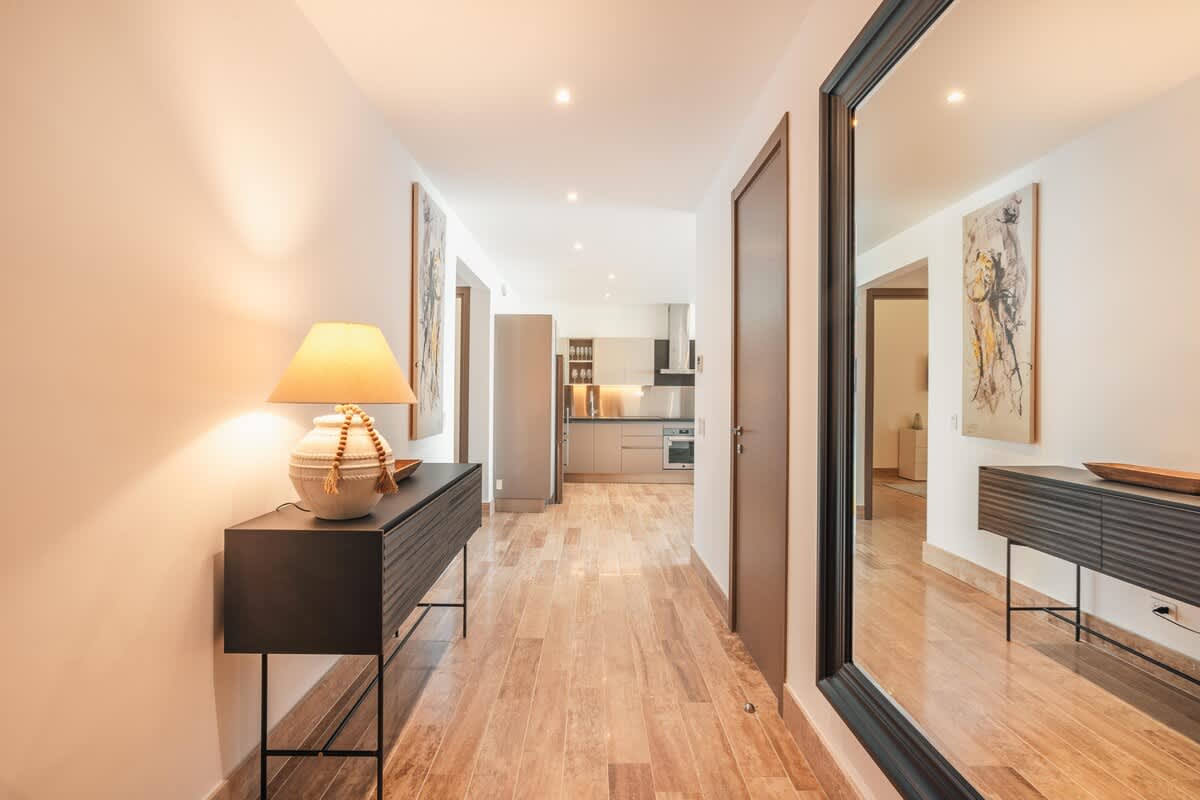 694443e2fcb6fe3e7c3fb935