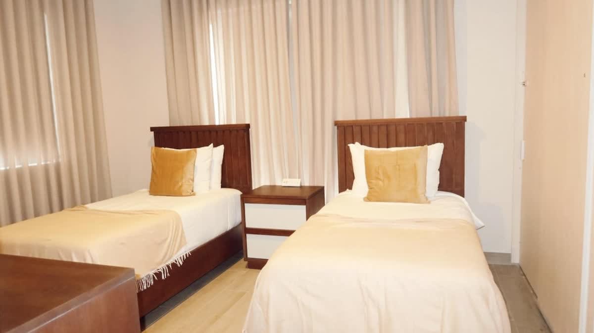 6944449afcb6fe3e7c3fc305