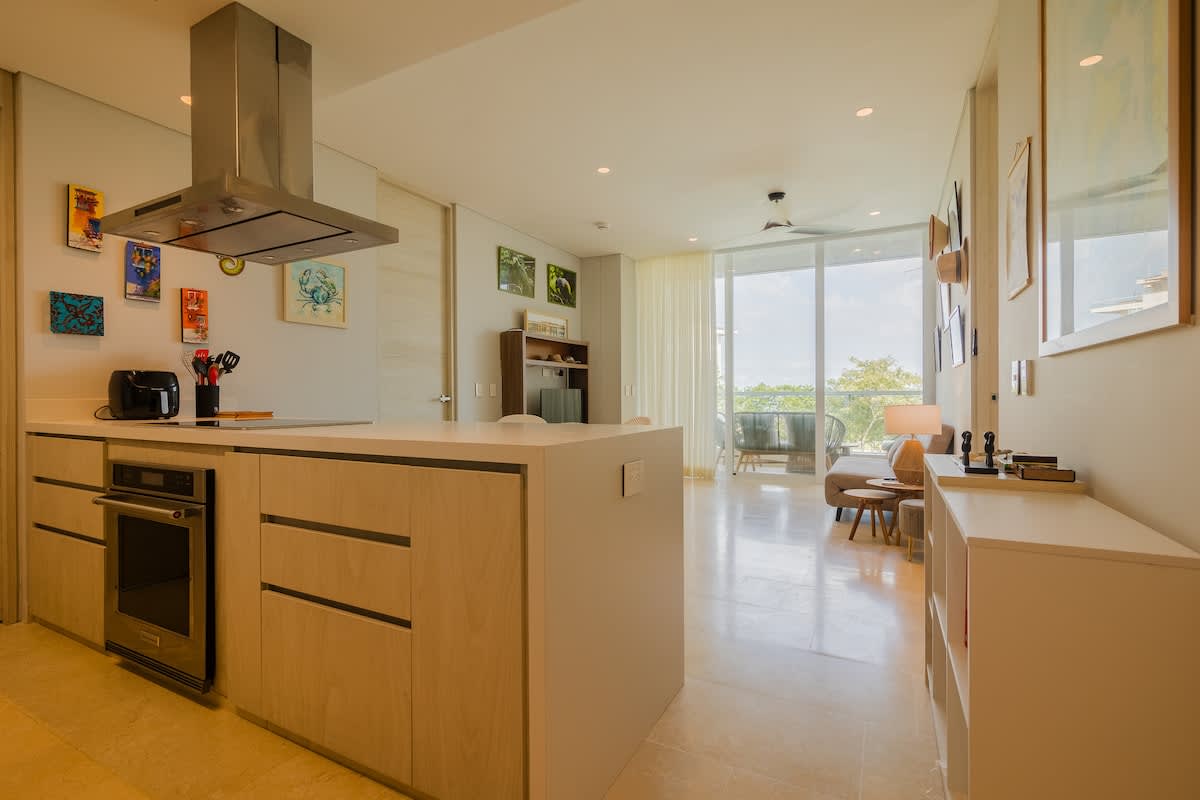 6944449bfcb6fe3e7c3fc333