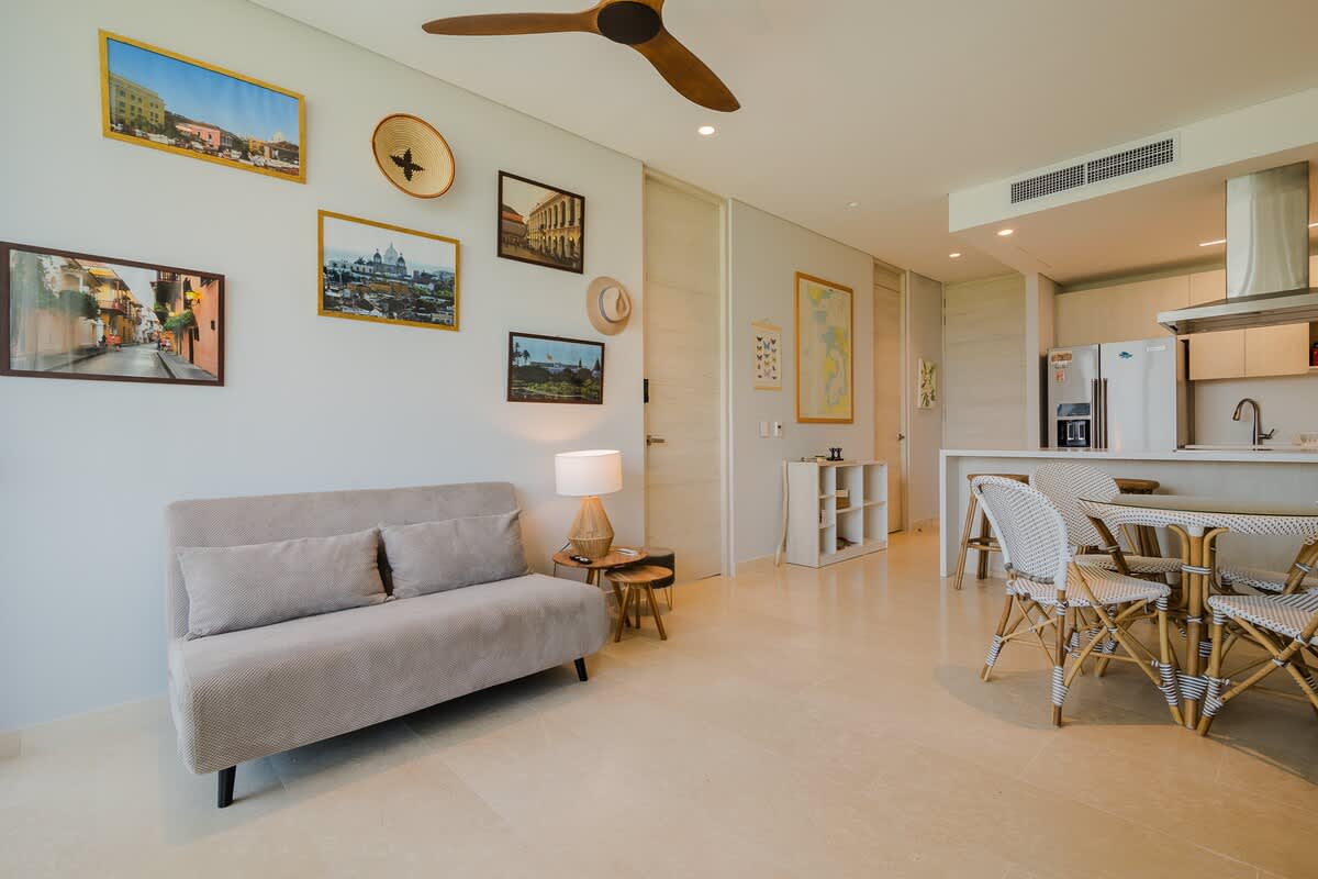 6944449cfcb6fe3e7c3fc352