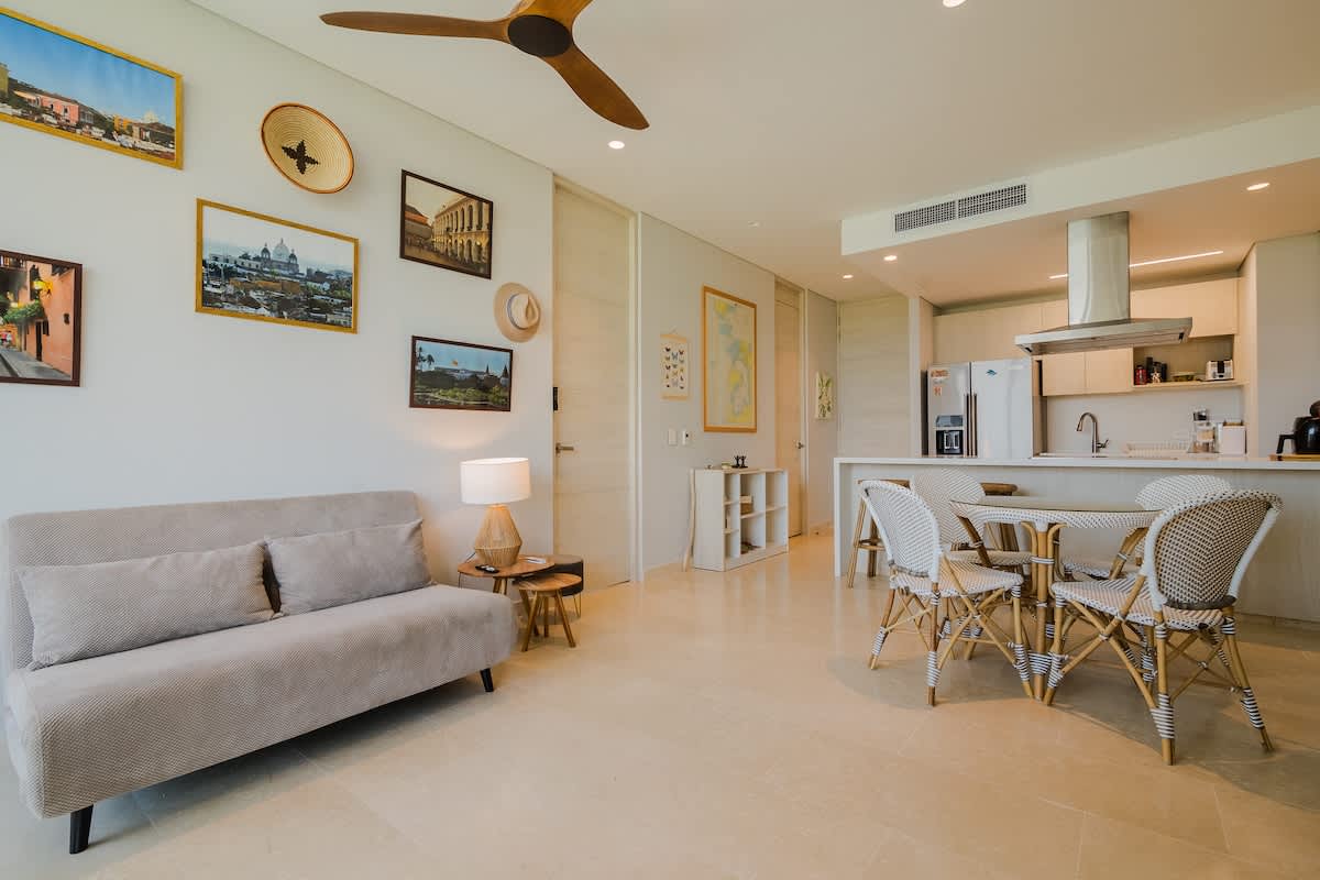 6944449cfcb6fe3e7c3fc33d