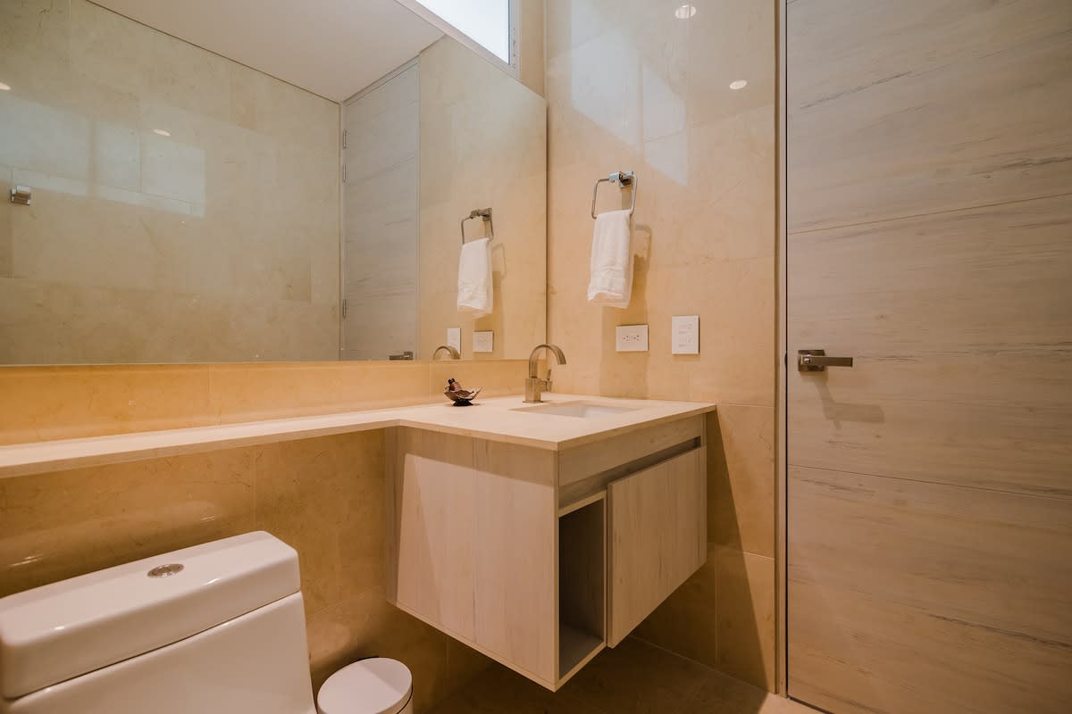 6944449afcb6fe3e7c3fc31a