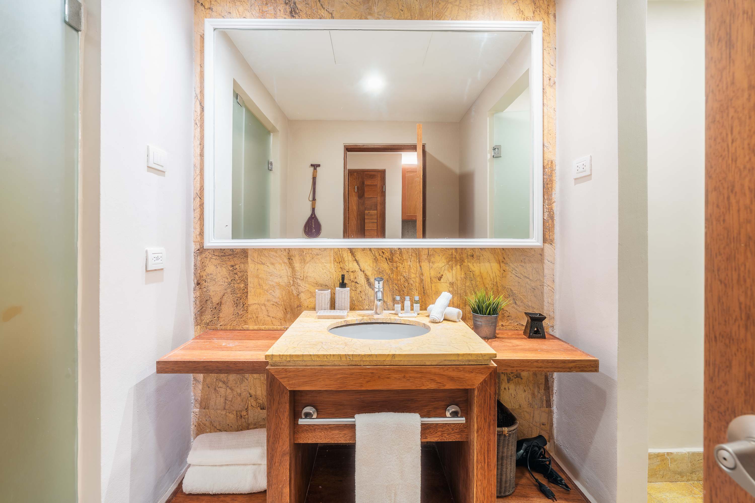 69b077328ae1540013762f53