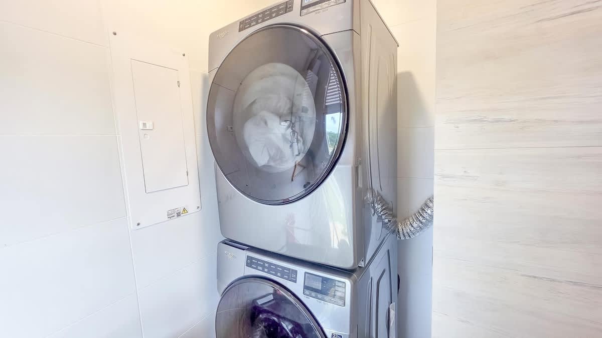 694aff219ffb66b812e20d79