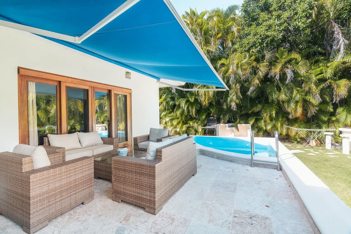 698e2ffafe0756b4c4ac8ae4