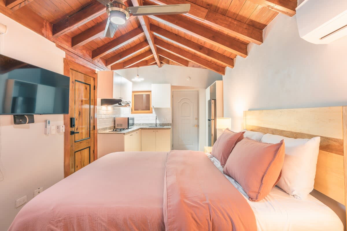 694aff9e98ade2a2e85a018d